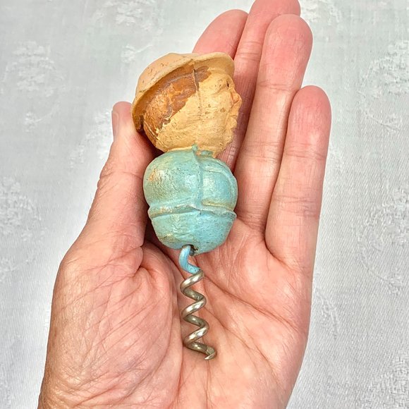 Vintage Hand Carved Resin Figural Folk Art Cork Screw Wine Opener Bar Ware - Picture 4 of 7